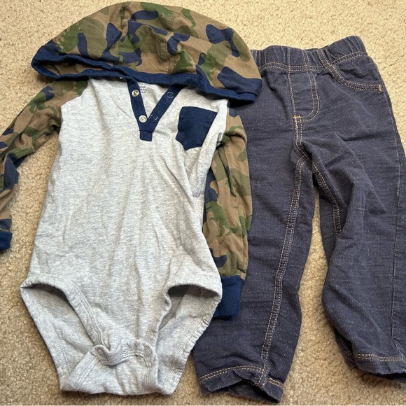 Carter's Other - Carter's Camo Long Sleeve Outfit 18Months